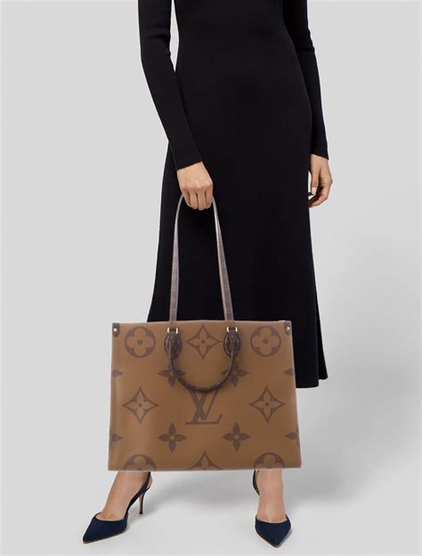 louis vuitton giant monogram 2019 price|Louis Vuitton 2019 Monogram Giant Reverse Onthego GM .